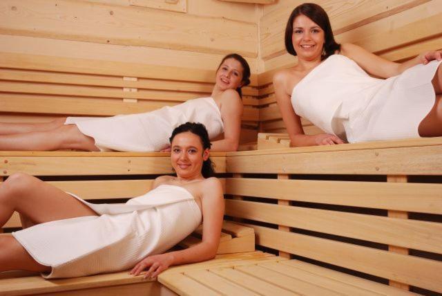Wellness Pension & Salas Saris Park Prešov Exterior foto